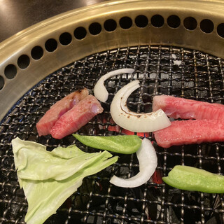 炭火焼肉ことぶき_1