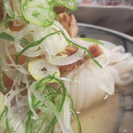 にこみ　鈴や - （おでん）白滝￥150