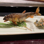 水光庵 - 鮎の塩焼き、抹茶酢、ゴーヤ甘酢漬け