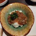 天ぷら新宿つな八 - 酒盗。山芋のシャクシャク感とよくあう。