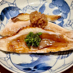 とり茶太郎 - 本日の叩きは黄金軍鶏と一年飼育！の比内地鶏　うまーい！