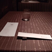 瀬里奈 本店 - テーブルの様子です。