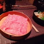 瀬里奈 - 長崎県産の特選牛リブロースのしゃぶしゃぶ肉と、お野菜です。
