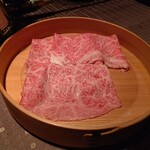 瀬里奈 - 長崎県産の特選牛リブロースのしゃぶしゃぶ肉・その７です。