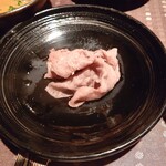 瀬里奈 - 長崎県産の特選牛リブロースのしゃぶしゃぶ肉を、スープで調理したものです。