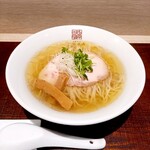 Chuukasoba Shikisokuzekuu - 淡麗塩 900円