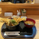 ふく佐屋 - 穴子天丼大盛　カリッとフワッと美味しい
