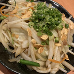 Izakaya Nanadan - にんにくたっぷり肉野菜炒め