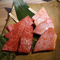 焼肉 しゃぶしゃぶ 石田屋。 北野坂店 - 