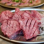 Sumibi Yakiniku Ando Taishuu Horumon Dai Chan - 