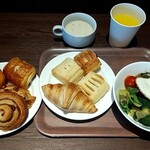 ホテルリリーフ - 朝食もサラダ等+種類豊富なミニパン(*'ω'*)
