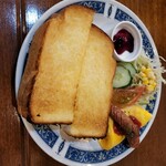 岡田珈琲 - バタートーストモーニング