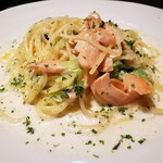 Cream sauce pasta (salmon/oyster)