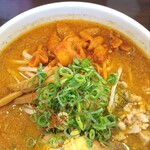 Ramen Kiraku - 辛味噌ラーメンにホルモン