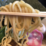 上州濃厚中華蕎麦 はたお商店 - 歯応えバッチリの麺