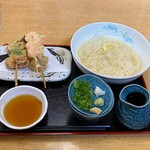 定吉 - 串天冷麦1000円