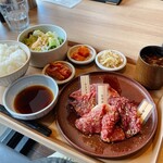 炭火焼肉 肉の匠 ひうち - 