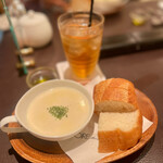 ポアール - パンにスープ
