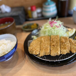 ロマンシング とんかつキッチン たぐ - 