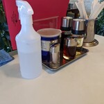 十二番 - テーブル席の卓上