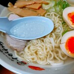 ラーメン すがわら - 透き通ったスープ