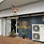 アン プティ スター - お店外観