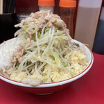 ラーメン二郎 - ラーメン小　ニンニクマシマシ　ヤサイマシマシ　アブラマシマシ　タマネギ