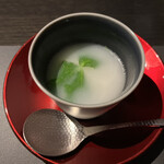 焼肉 牛印 - 本日のスープ　牛テールのコラーゲンスープ