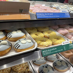 Krispy Kreme DOUGHNUTS - 