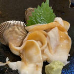 旬味旬彩 鮨まつ田 - 復興のシンボルでもある地元のイシカゲ貝