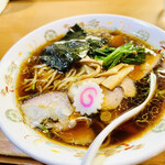 Aoshima shokudou sutsui - 濃い生姜醤油スープ　脂が輝いています✨✨