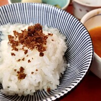 三嶋亭 本店 - 牛そぼろと一緒に。ほど良い甘みで白米が進んじゃう。