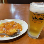 Yokohama - お疲れ様酒セット1080円の生ビールにエビチリ。