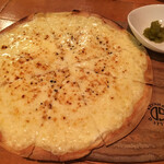 Miebaru Boka - 5種チーズのプレーンピザ