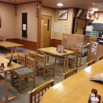 はまがわ - カウンター、テーブル、座敷とございます。