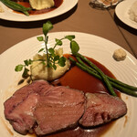 37 Roast Beef - 