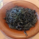 サイゼリヤ - イカの墨入りスパゲッティ