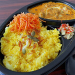 カレー屋 タケちゃん - ＊バターチキンカレー（¥1,296）
                                （ターメリックライス）