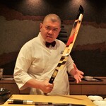 照寿司 - 日本刀のような包丁