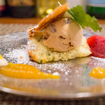 クーリ - Dessert（菜の花のパウンドケーキ＆レーズン入りキャラメルアイス）