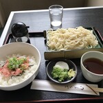 日の出屋 - 料理