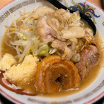 豚山 - ミニラーメン野菜少なめニンニクアブラマシマシ