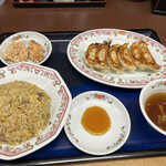 餃子の王将 - 料理写真:白川台セット　税込み　935円
