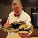 照寿司 - 黒鮑と三代目