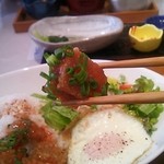 発酵カフェ ハタケト - これがテンペ　ザクホクとした歯触り