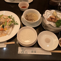 廣東料理 民生 ヒルトンプラザウエスト店 - 