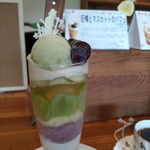 クリクリ - 巨峰とマスカットのパフェ¥1100(~2022.9.5)