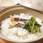 活魚水産 - 甘みが違う！　名物の『天然鳴門鯛　たいめし』