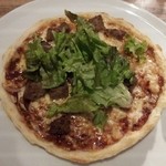ビア サクラ - ハンバーグとレタスの照り焼きマヨネーズピザ