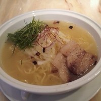 イベリコ・バル 門仲 - イベリコ豚ラーメン（塩）